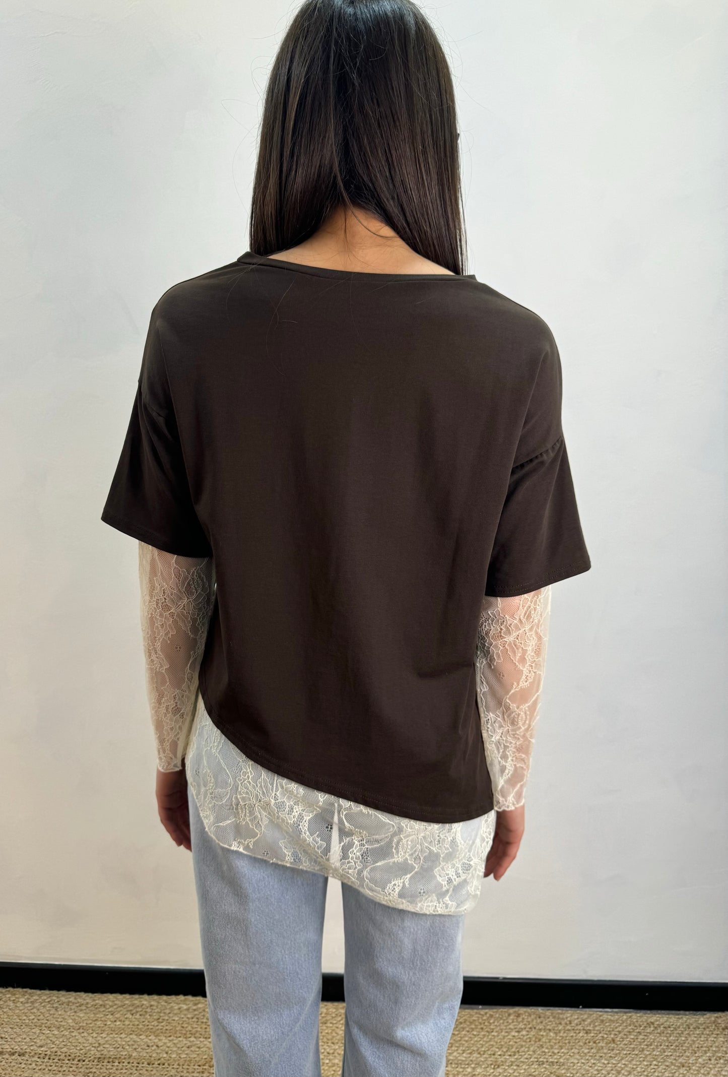 Maglia con rifiniture in pizzo my-d