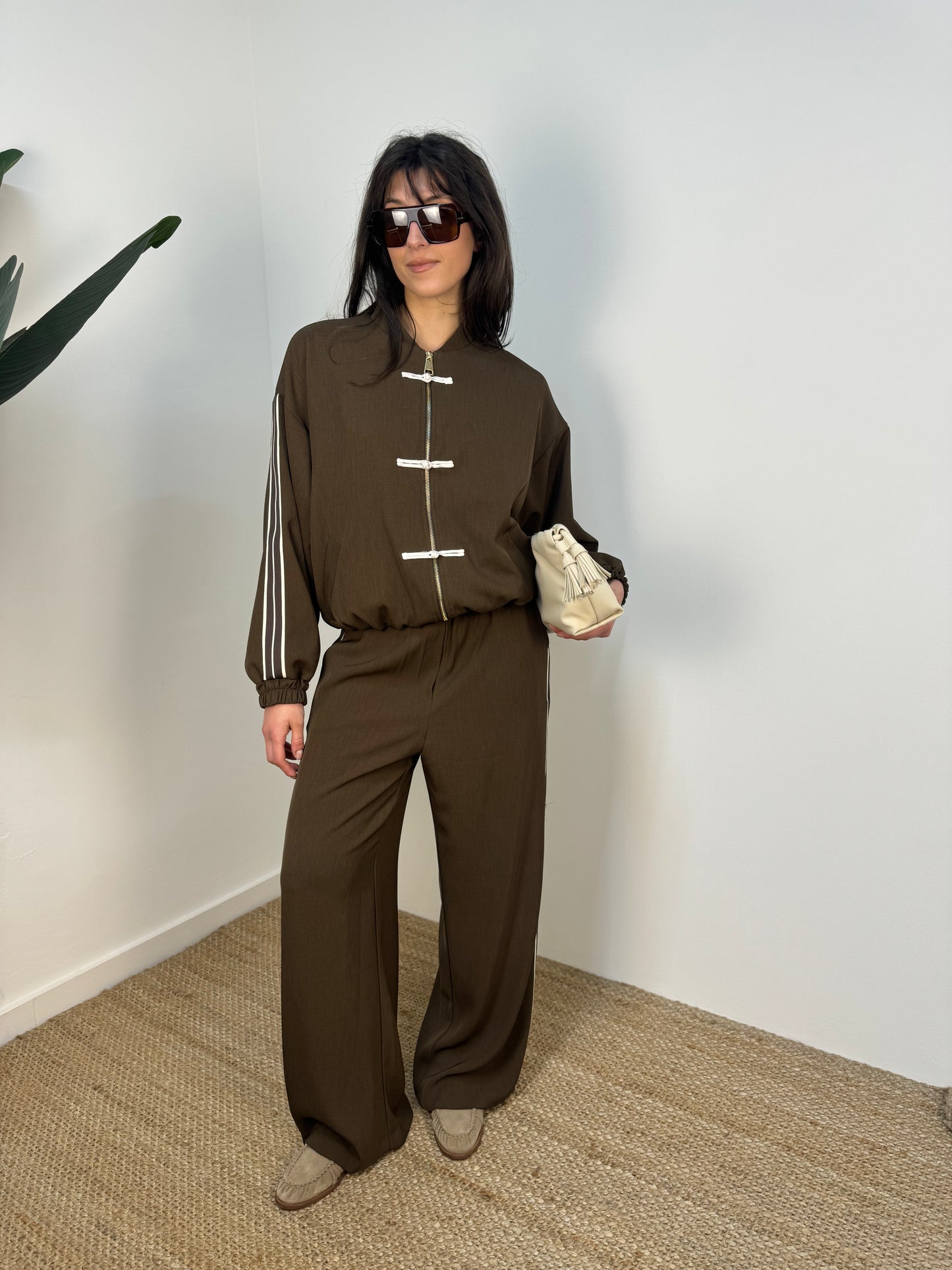 Pantalone over eiki